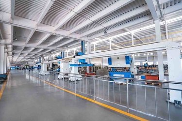 Jiangsu Jufeng Machinery Manufacturing Co., LTD linea di produzione del fabbricante
